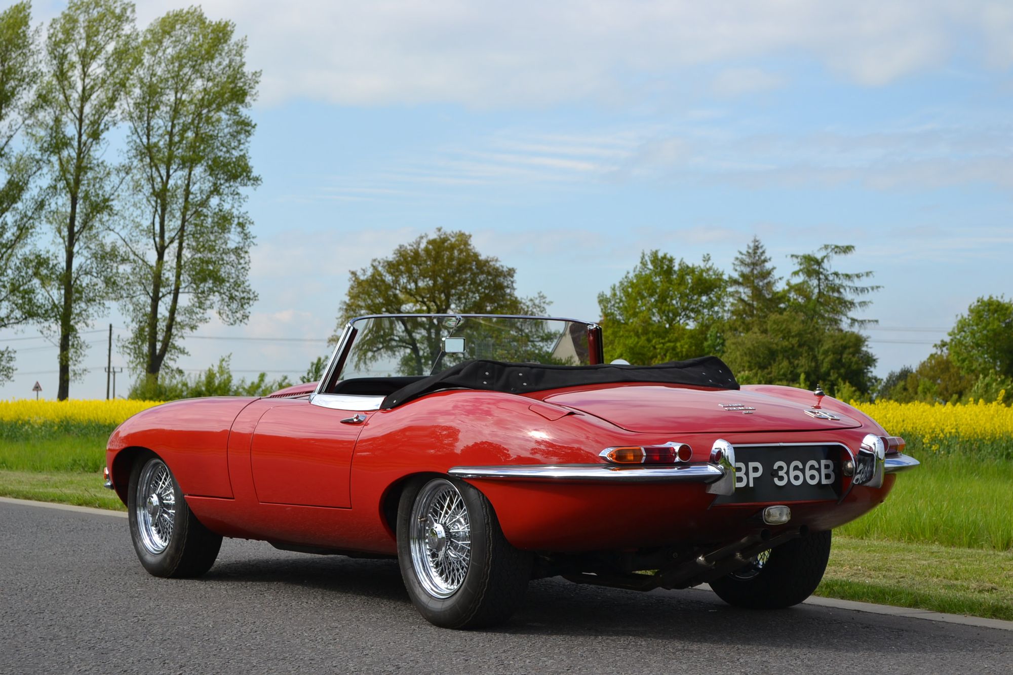 Jaguar E-Type Series 2 4.2 Roadster