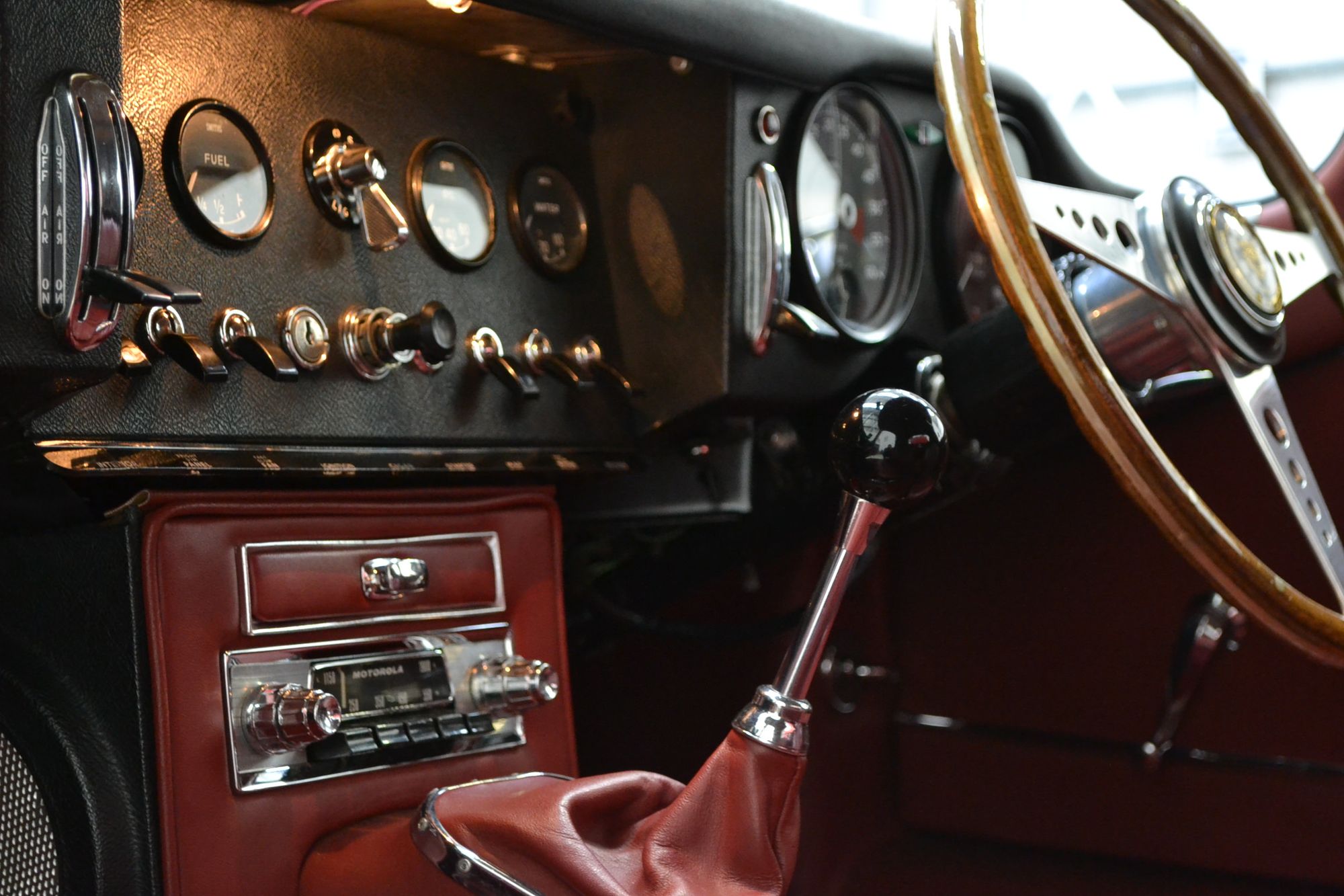 Jaguar E-Type Series 2 4.2 Roadster
