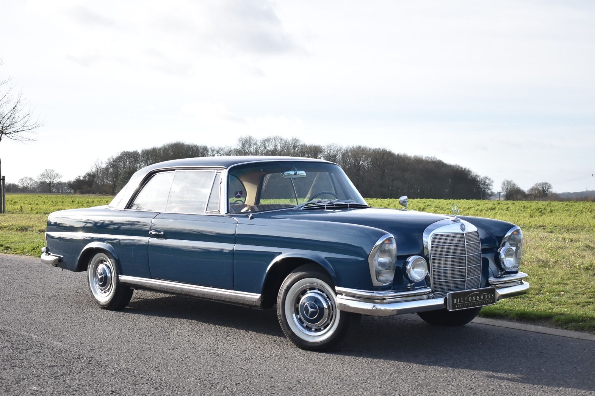 2012 Mercedes-Benz W111 220SEB