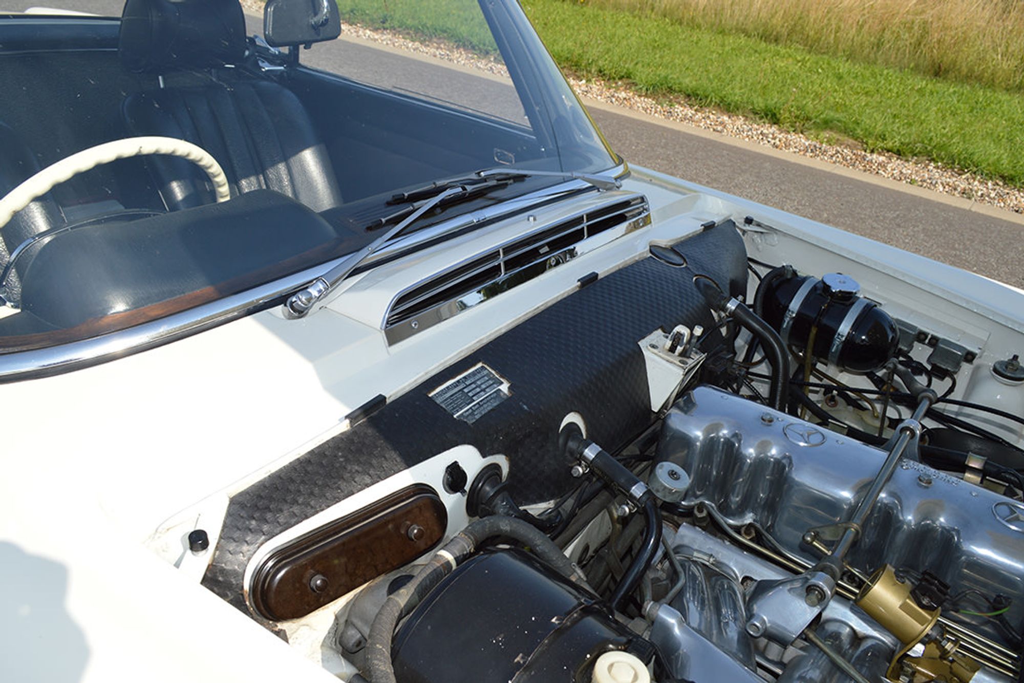 Mercedes-Benz 280SL AUTOMATIC