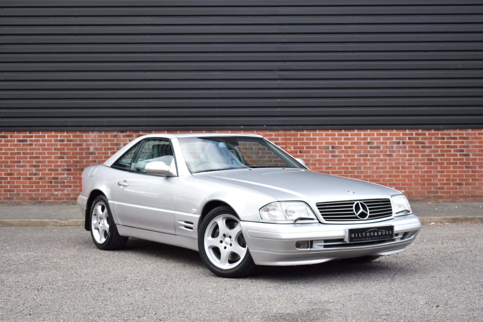 2001 Mercedes-Benz SL